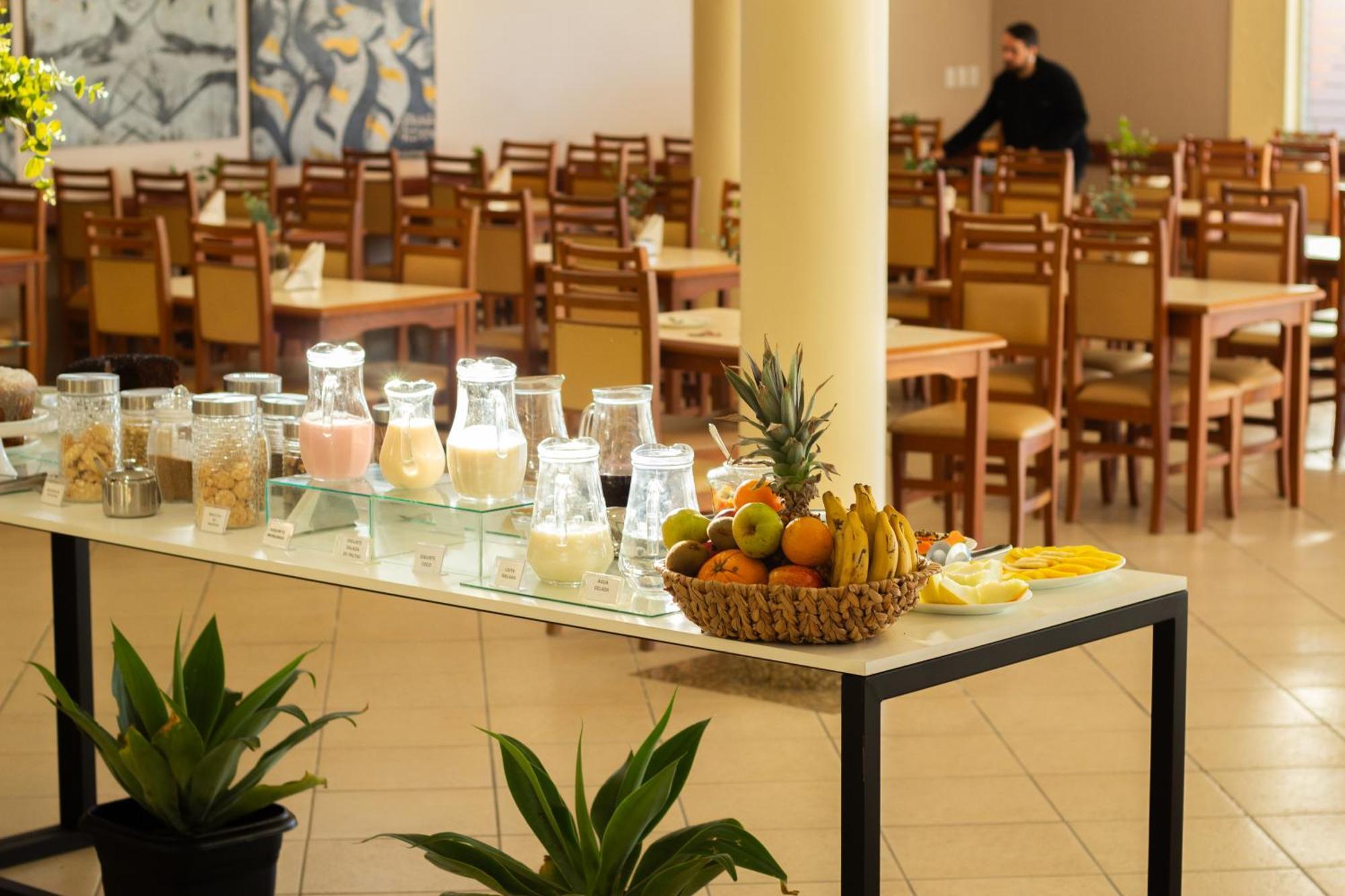 Hotel Cavera Alegrete Dış mekan fotoğraf