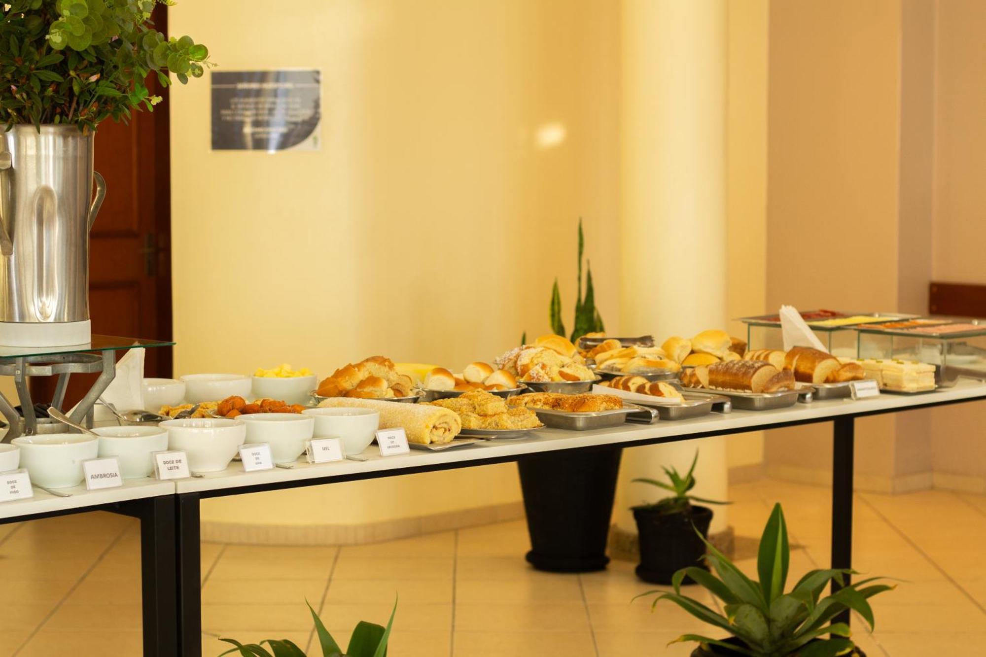 Hotel Cavera Alegrete Dış mekan fotoğraf