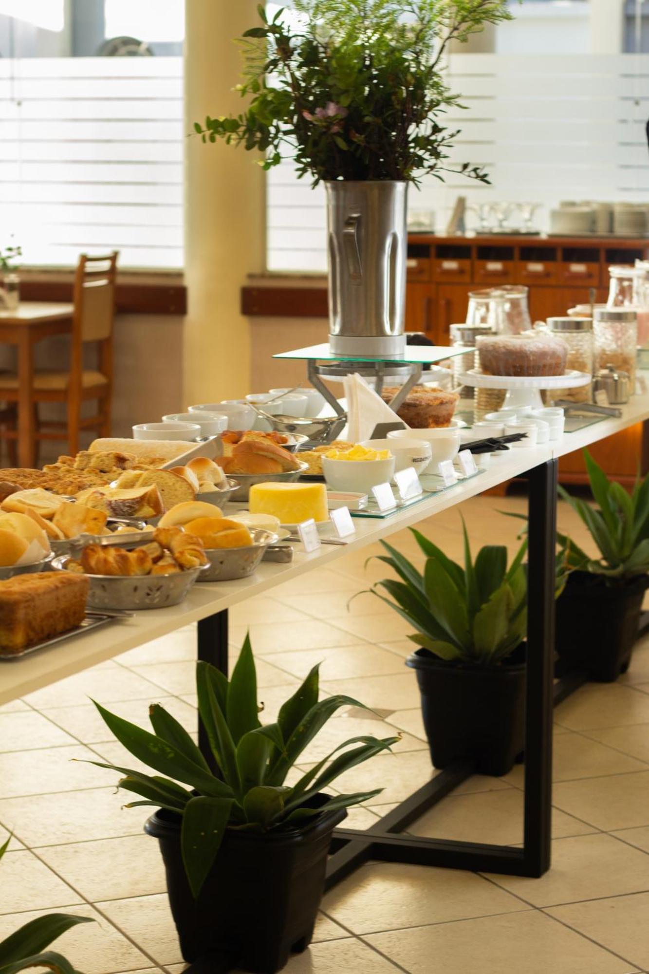 Hotel Cavera Alegrete Dış mekan fotoğraf