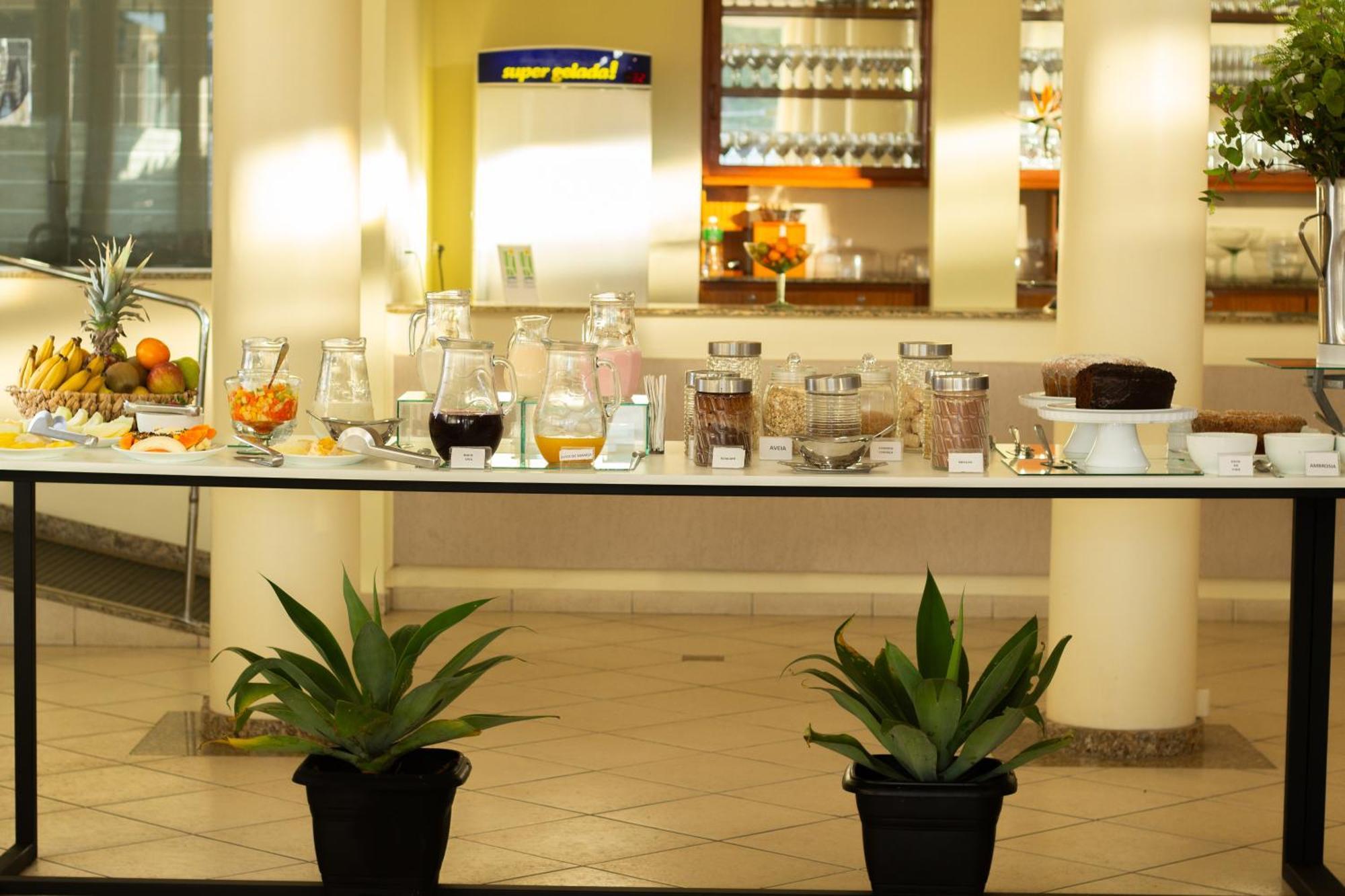Hotel Cavera Alegrete Dış mekan fotoğraf